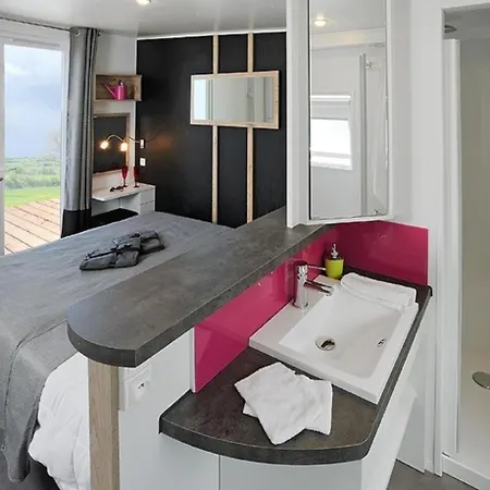 In Mit Whirlpool, Terrasse Und Grill * Wackersdorf