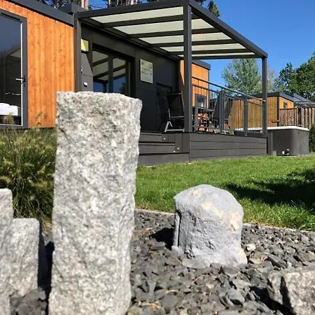 In Mit Whirlpool, Terrasse Und Grill * Wackersdorf