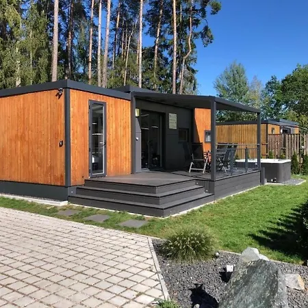 In Mit Whirlpool, Terrasse Und Grill Сasa de vacaciones Wackersdorf